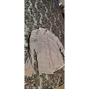 Women's Wrinkle Free Shaped Fit Long Sleeve Button Down 14